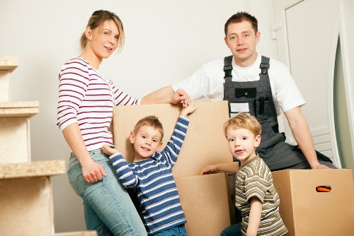 Residential moving truck support in Arnosgrove streets