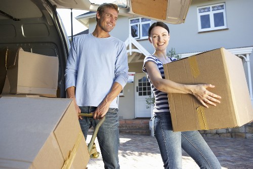 Man and van helping with flat and office removals near Arnosgrove