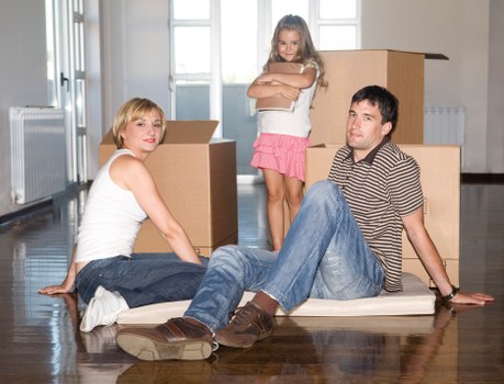 Removal vehicle hire for boxes and household items